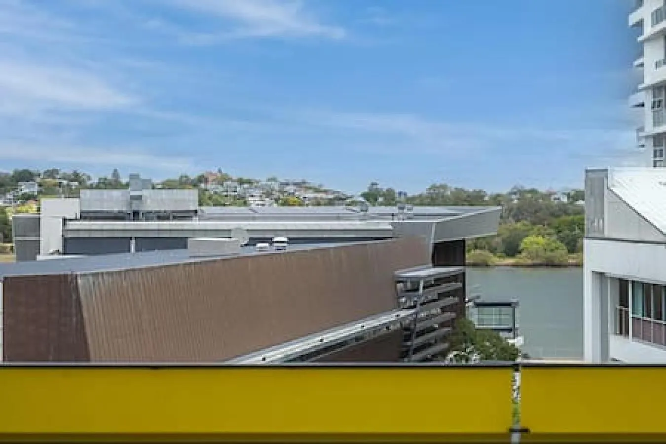 54Q Abnb-Style Apt Opposite Lush Park Playground, Portside 2Br Fpkg Brisbane 0*,  Australia