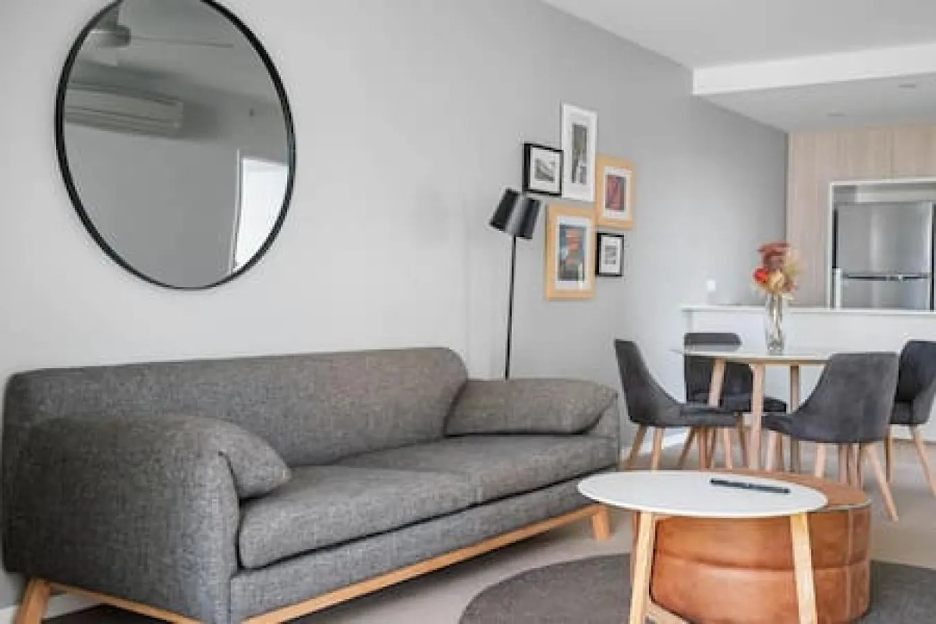54Q Abnb-Style Apt Opposite Lush Park Playground, Portside 2Br Fpkg Brisbane